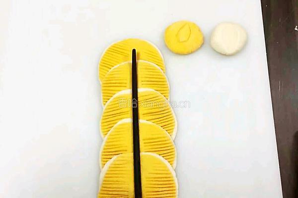 优雅的星空馒头的做法图解3