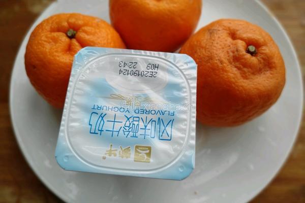 芦柑奶昔的做法图解1