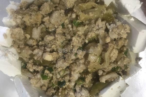 肉末榨菜蒸豆腐卧蛋的做法图解6