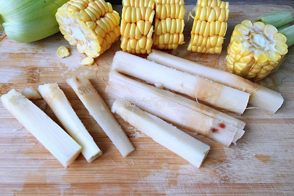 甘蔗玉米热汤饮的做法图解2