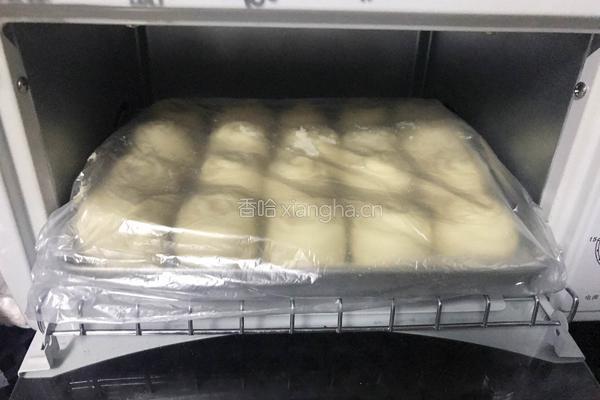 椰蓉小面包的做法图解10