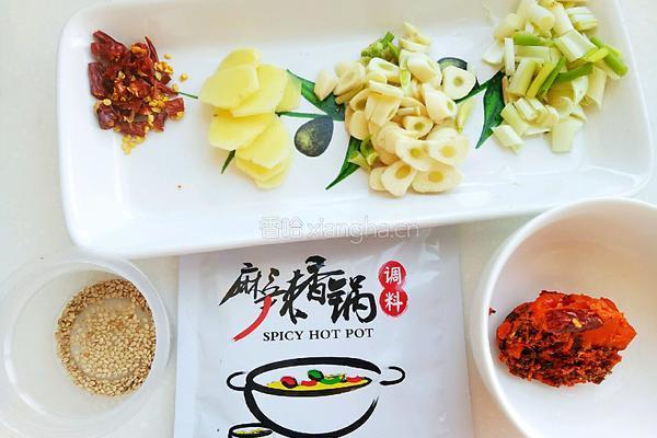 排骨大虾麻辣香锅的做法图解2