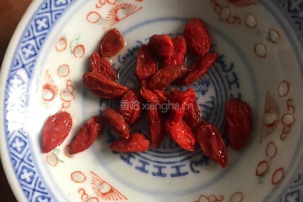 护眼补水粥的做法图解2