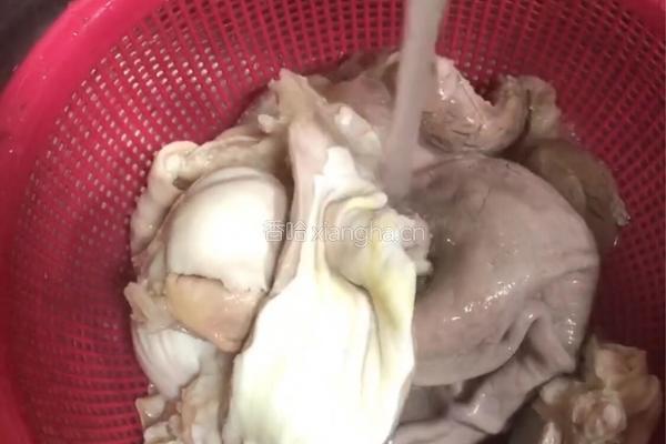 潮汕咸菜猪肚汤的做法图解2