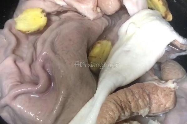 潮汕咸菜猪肚汤的做法图解3