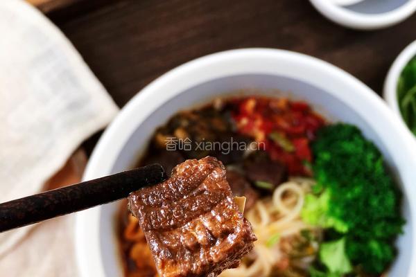 香辣牛肉米粉的做法图解7