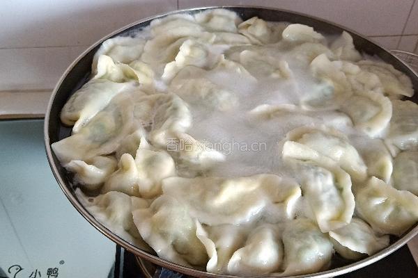 三鲜水饺的做法图解8