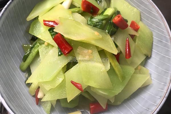蒜苗炒莴笋的做法图解7