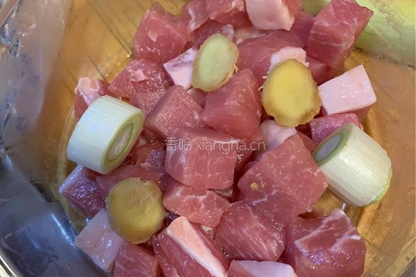 溜肉段的做法图解2