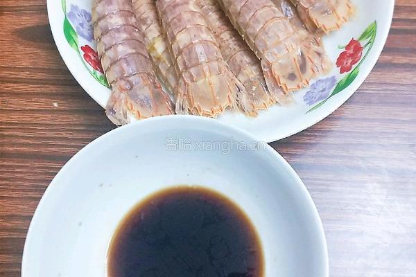 群龙戏珠（清蒸皮皮虾）的做法图解4