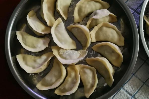 豆角牛肉馅儿饺子的做法图解16