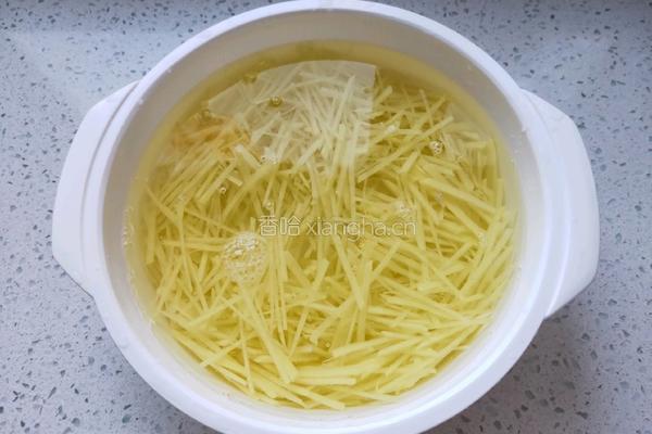 树椒土豆丝的做法图解3