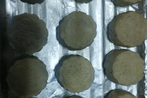 红豆蛋黄酥的做法图解7