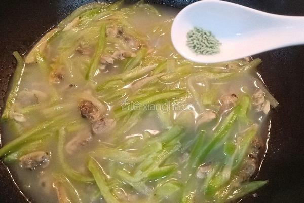 青萝卜蛤蜊肉汤的做法图解17