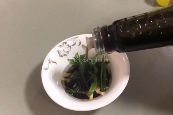 白灼明虾的做法图解7