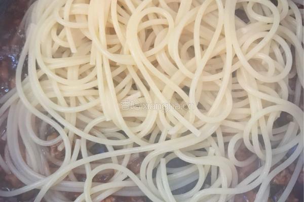 番茄肉酱意面的做法图解9
