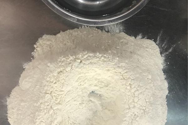 葱花饼的做法图解1