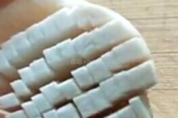 番茄汁菊花鲍菇的做法图解4