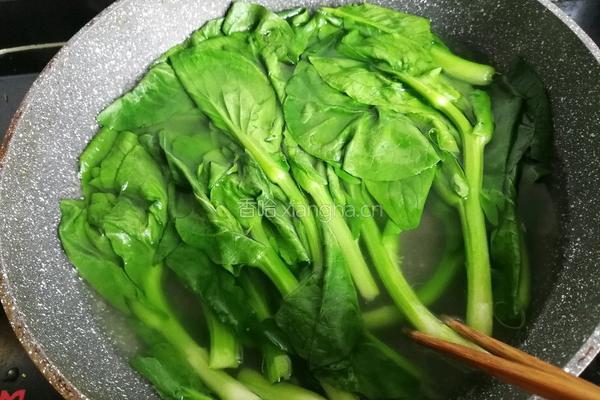 白灼菜心的做法图解5