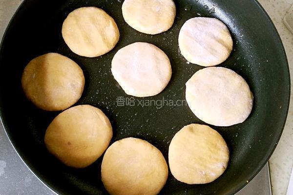 奶香地瓜饼的做法图解10