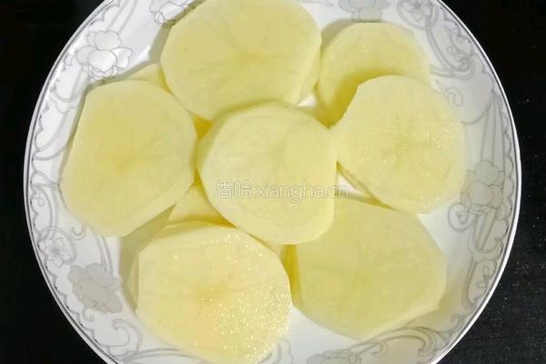 鲜虾土豆条 (宝宝辅食）的做法图解1