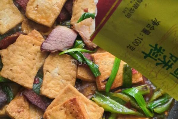 腊肉炒豆腐的做法图解9