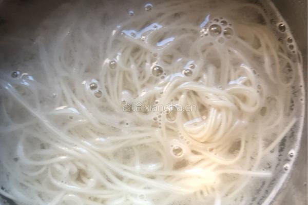 炸酱拌面的做法图解7