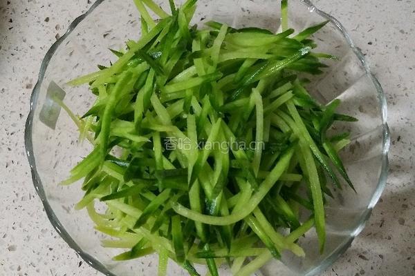 萝卜丝炖大虾的做法图解2