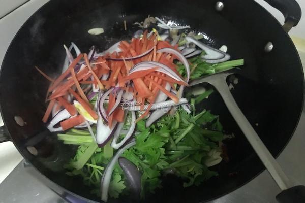 黑椒牛肉盖饭的做法图解5