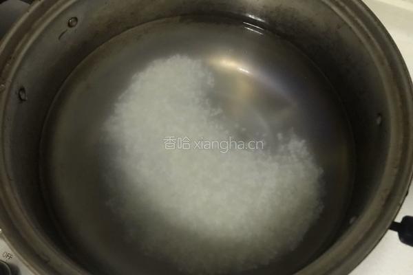 贝贝南瓜粥的做法图解1