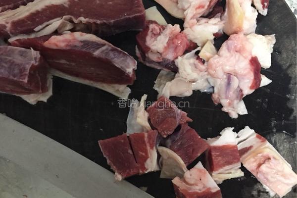 土豆牛腩的做法图解3