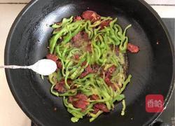 尖椒炒腊肉的做法图解8