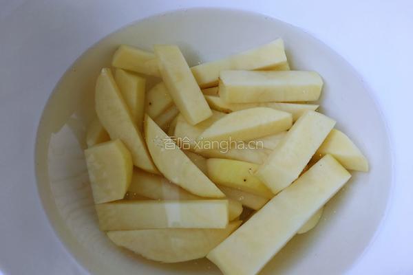 小零食少油版炸薯条的做法图解3