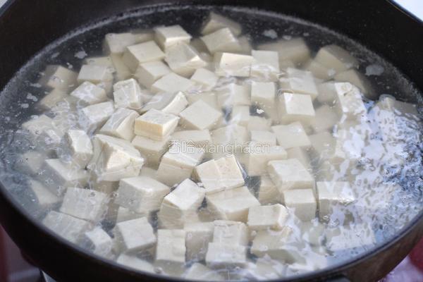 酱烧肉末豆腐的做法图解3