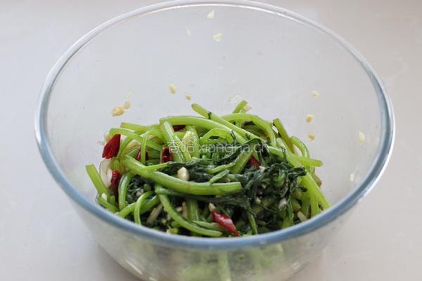 凉拌茼蒿的做法图解7