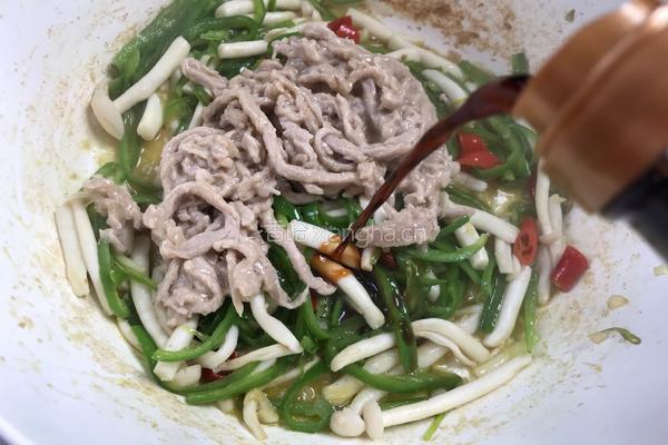 白玉菇辣炒肉丝的做法图解11