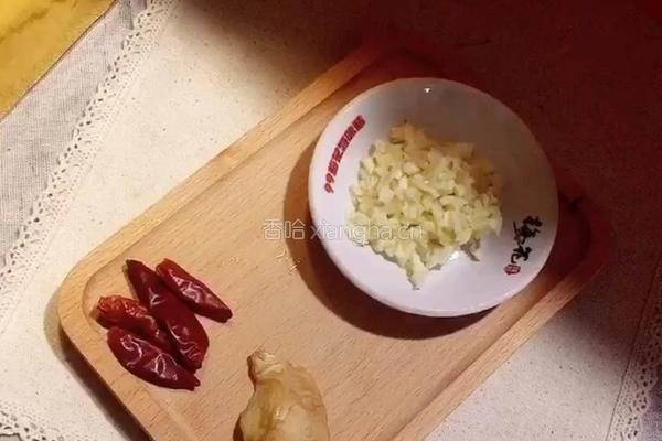 香辣蚝油菜苔的做法图解2