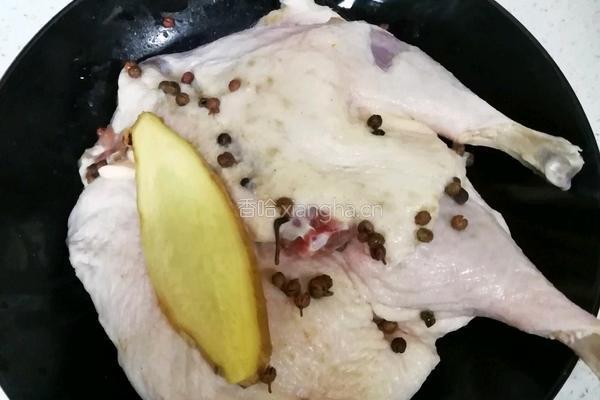 南京盐水鸭的做法图解1