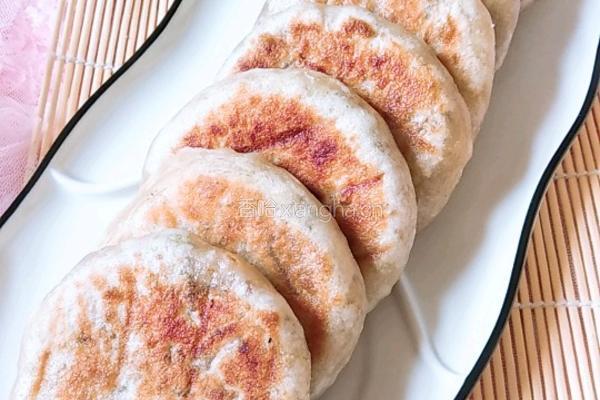 白菜肉渣粉条馅饼的做法图解12