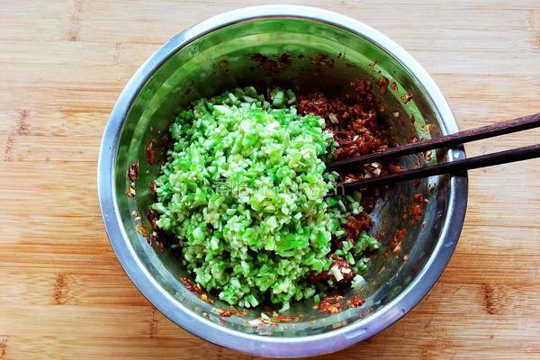 丝瓜肉馅饺子的做法图解8
