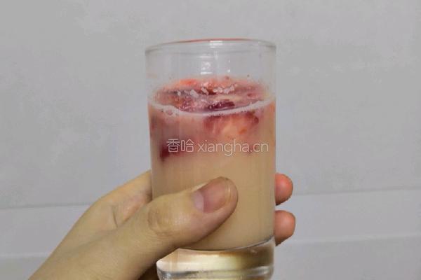 网红草莓养乐多的做法图解3