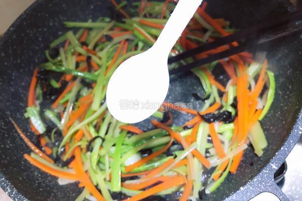 芦笋素什锦的做法图解11