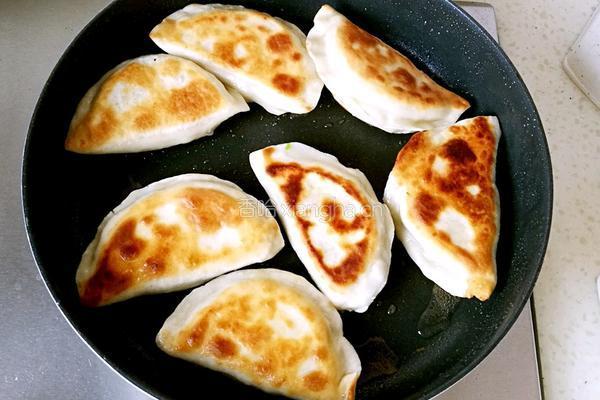 菠菜鸡蛋盒子的做法图解15