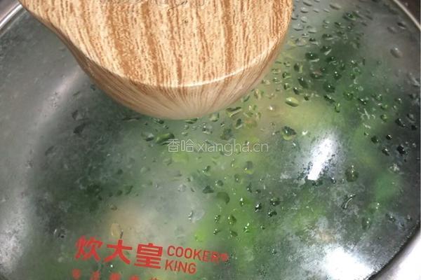 皮蛋虾皮菠菜汤的做法图解8