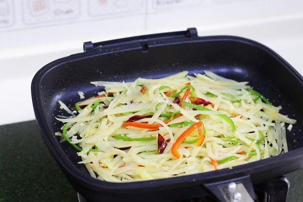酸辣土豆丝的做法图解11