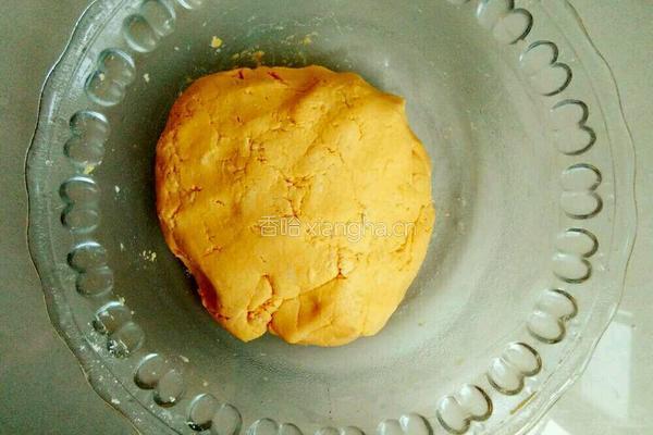 南瓜芝麻球的做法图解3
