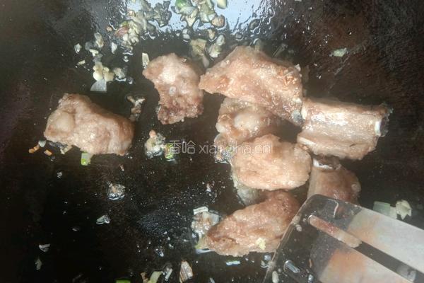 糖醋排骨的做法图解7