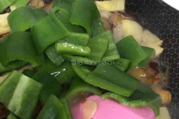 酱肉炒灯椒的做法图解7
