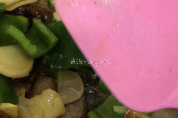 酱肉炒灯椒的做法图解8