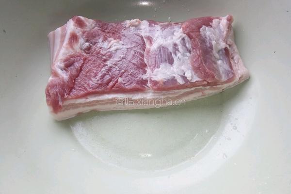 红烧肉的做法图解1